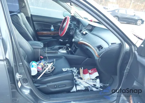 2011 Honda Accord 2.4 Ex-L from USA, damaged, VIN 1HGCP2F82BA006009